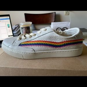 Soludus rainbow wave sneaker